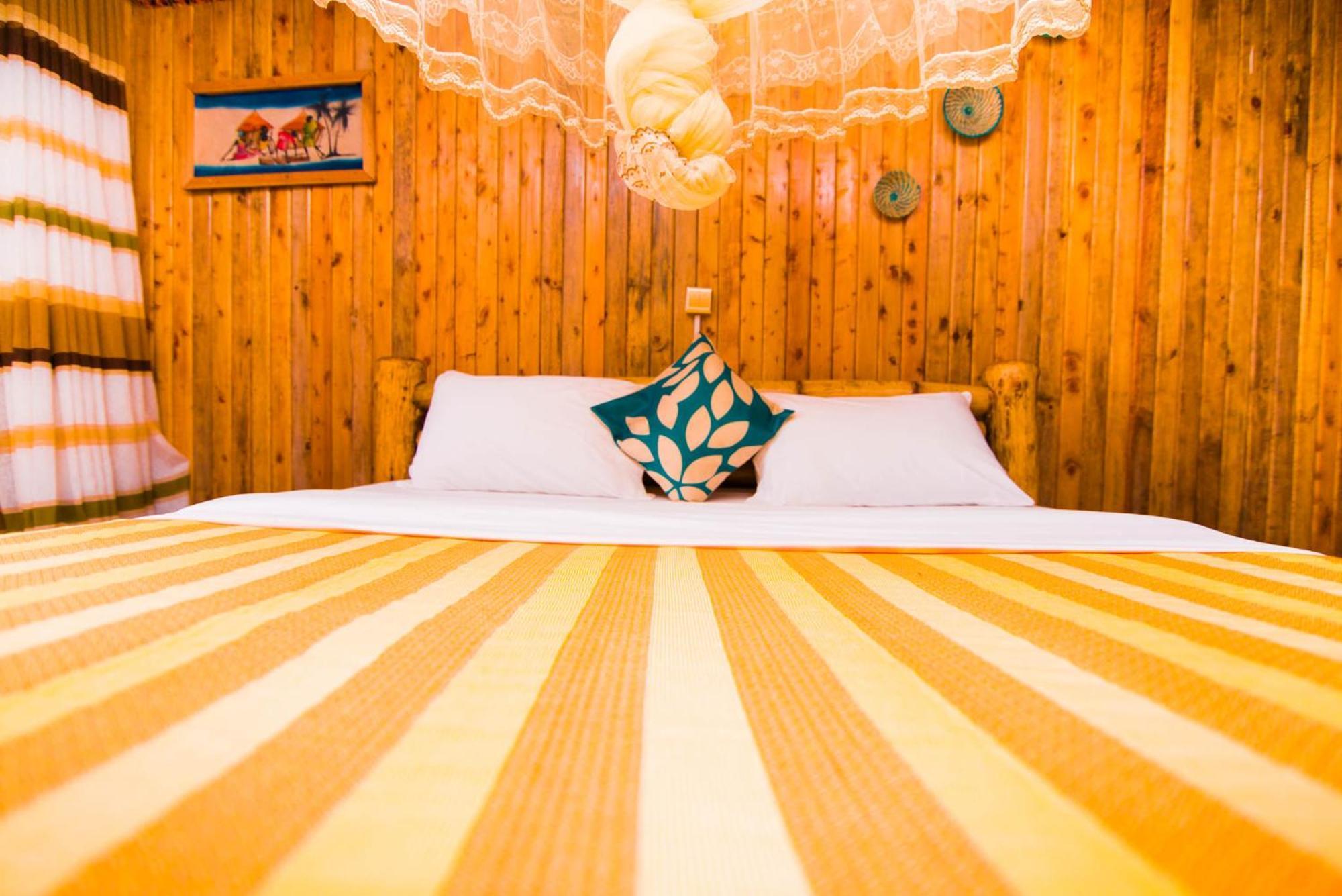 Hawk'S Eye Lodge Bunyonyi Kabale Kamer foto