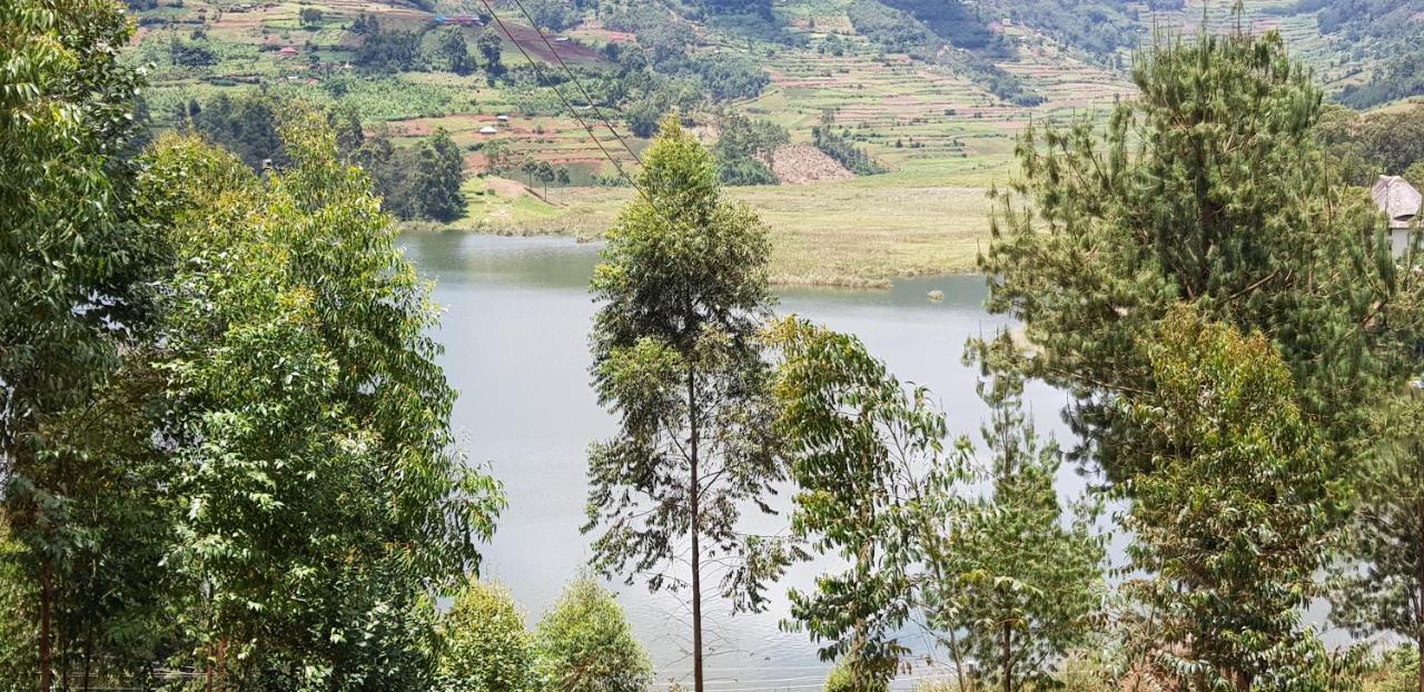 Hawk'S Eye Lodge Bunyonyi Kabale Buitenkant foto