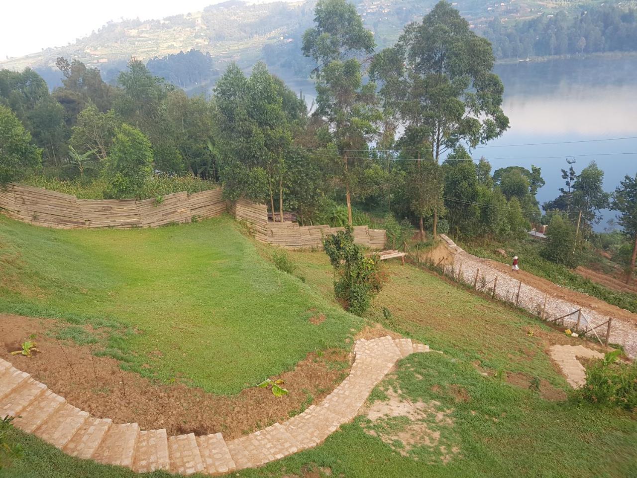 Hawk'S Eye Lodge Bunyonyi Kabale Buitenkant foto