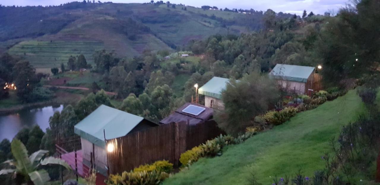 Hawk'S Eye Lodge Bunyonyi Kabale Buitenkant foto
