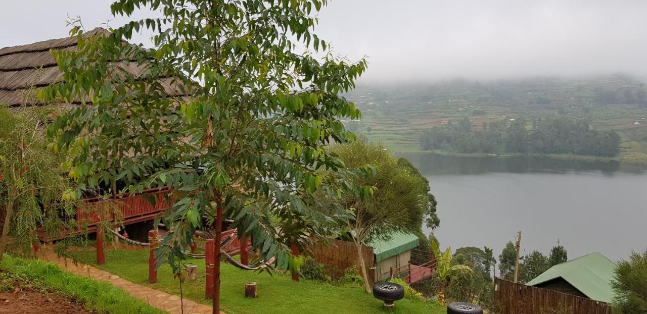 Hawk'S Eye Lodge Bunyonyi Kabale Buitenkant foto