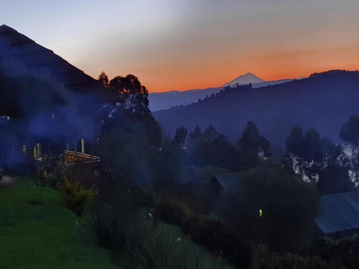Hawk'S Eye Lodge Bunyonyi Kabale Buitenkant foto